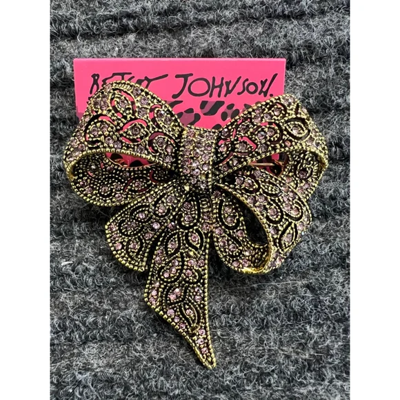 NWT Betsey Johnson Gold Toned And Pink Bow Pin Brooch Crystal Rhinestone - Picture 2 of 6